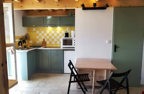 Sanilhac House | Grangette en Pleine la Nature Pour 2 Adultes/2 Enfants Avec Piscine et Jacuzzi