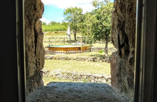 Sanilhac House | Grangette en Pleine la Nature Pour 2 Adultes/2 Enfants Avec Piscine et Jacuzzi