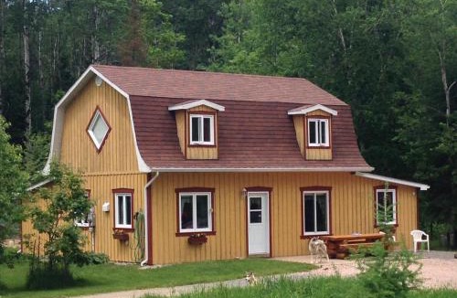 Riviere Eternite House | Grangette Entre Chiens et Loups