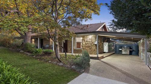 Beechworth House | Granite Cottage