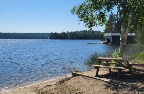 Falcon Lake Cabin | Granite Lake 2 Bedroom Cabin