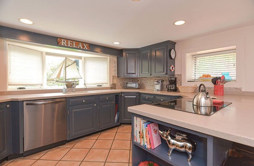Rockport House | Granite Pier: Blends craftsmanship with modern amenities. Water views!