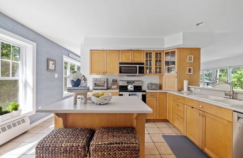 Granite Point House | Granite Point Spacious and Elegant Family Retreat