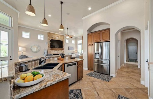 Granite Shoals House | Granite Shoals Lakefront Home: Kayaks & Fire Pit