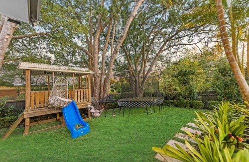 Gordon House | Granny Flat with Pool at the heart of Gordon