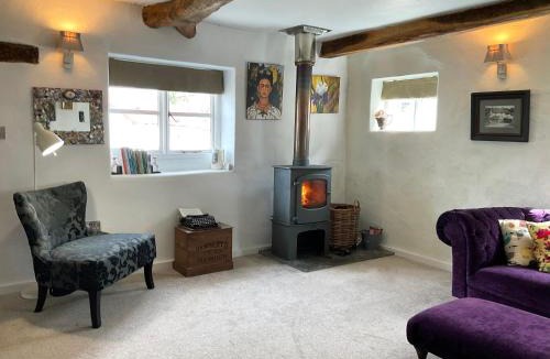 Beaworthy House | Granny Mcphees Cottage Hssh