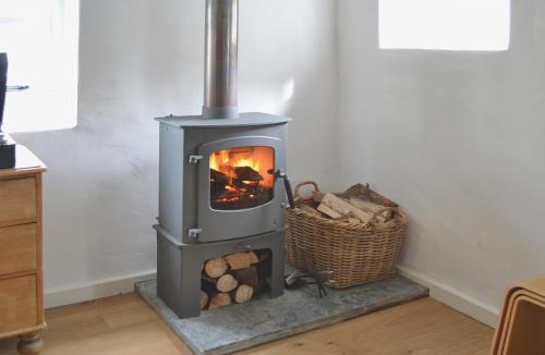 Beaworthy House | Granny Mcphees Cottage Hssh