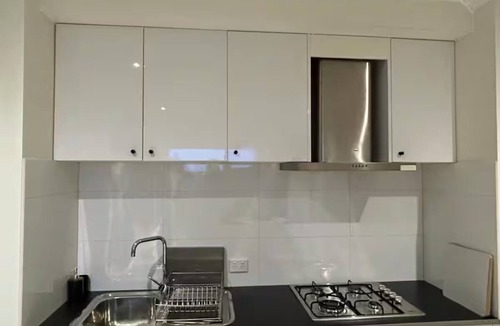 Highton House | Granny With Great View