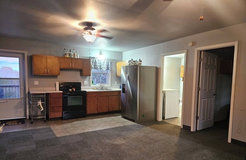 Grant City House | Grant City Rental- NIGHTLY RATE!