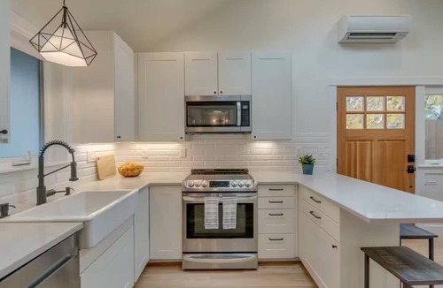 Hollywood District House | Grant Park Guest House