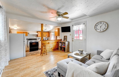 Grants Pass Cottage | Grants Pass Cottage ~ 8 Mi to Rogue River!