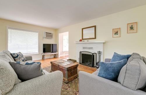 Grants Pass House | Grants Pass Getaway with Expansive Deck!