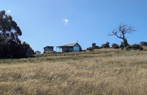 Nulla Vale Cabin | Granum - A unique tiny cabin on farmland