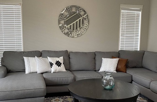 Grapevine House | Grapevine Getaway w/ Pool