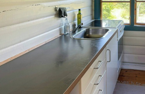 Vordingborg House | Grass-roofed cottage with fruit garden in Skaverup