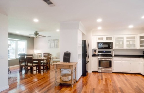 Cedar Ridge Apartment | Grass Valley Home w/Hot Tub