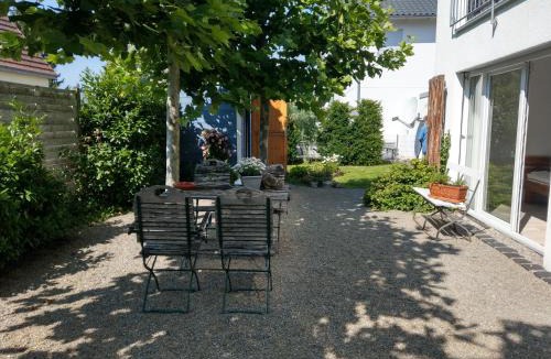 Moessingen Apartment | Grasshoppers