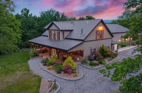 Walker Lake House | Grateful Acres Cabin