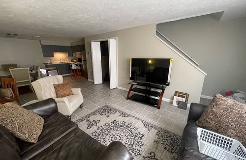 Waynesville Apartment | Gratitude Nest #3 Charming Apartment Minutes Away from Ft Leonard Wood