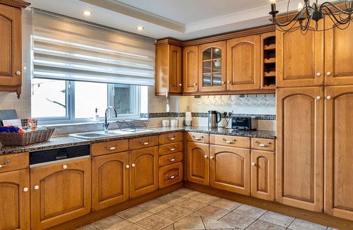 Newton Saint Cyres House | Gratton House by Interhome