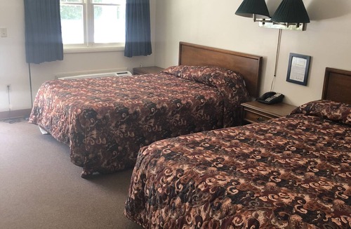 Waymart Hotel | Gravity Inn Motel