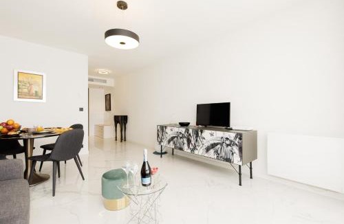 Cannes City Centre Apartment | Gray d'Albion 3i7 YourHostHelper