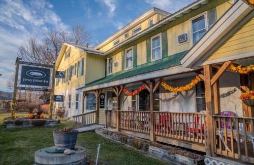 West Dover Bed & Breakfast | Gray Ghost Inn