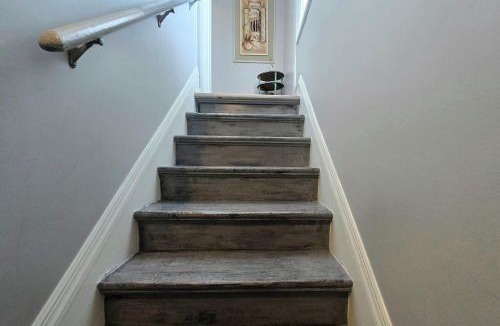 Downtown Niagara Falls House | Gray Goose - Close to Falls & Casino