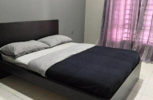 Si Rusa House | Gray Lodge