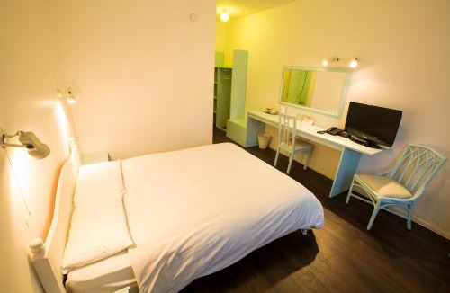 Cholderton Hotel | Gray Manor Hotel