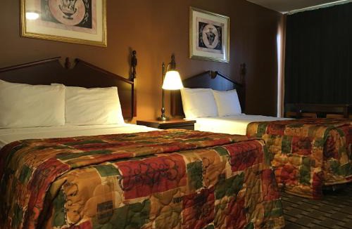 Marion Hotel | Gray Plaza Motel, Marion IL
