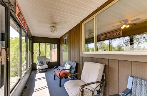 Gray House | Gray Vacation Rental w/Deck + Pond Access!
