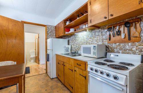 Ithaca Hotel | Grayhaven Motel