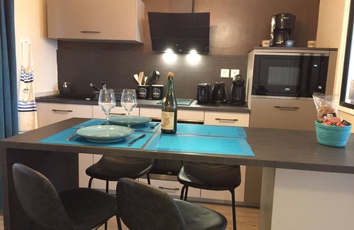 Saint-Malo Apartment | Grd Studio Terrasse Tour Solidor, seaside, wifi, bikes, near rampart