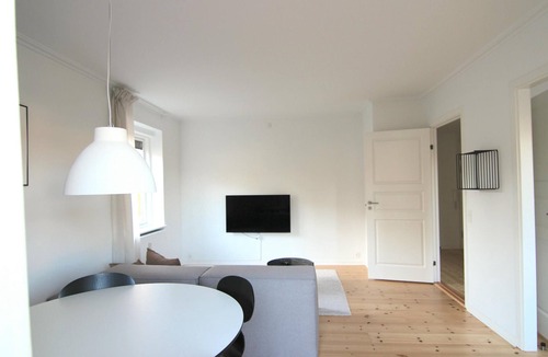 Charlottenlund Apartment | Great 2-bed w Balcony in Charlottenlund