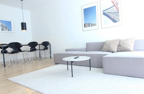 Frederiksberg C Apartment | Great 2-bed w Balcony
