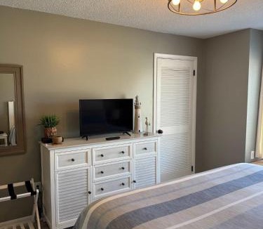 North Myrtle Beach Apartment | Great 2 Br 1 & half bath Marsh Villas 2M