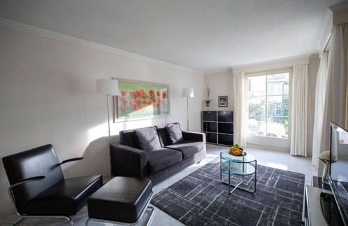 Niederdorf Apartment | Great 2BR flat/old town Niederdorf