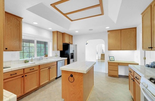Alta Sierra House | Great 3-bed 3-bath house Alta Sierra, -Golf Course - Like Living in a Forest!