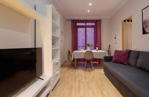 Sant Pere Apartment | Great 3-Bedroom Apartment for 6ppl in El Born, old town!