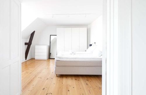 Copenhagen K Apartment | Great 3-BR apartment in fantastic location - 3