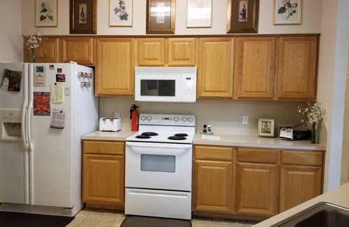 Wellborn Condo | Great 3BR/2BA Condo Rental