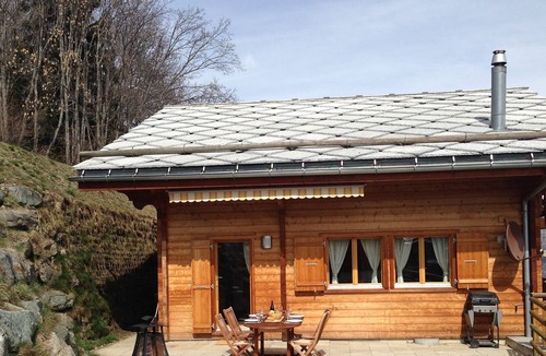 Heremence Ski Chalet | Great 4 Valleys Location, Huge Ski and Boarding for all abilities