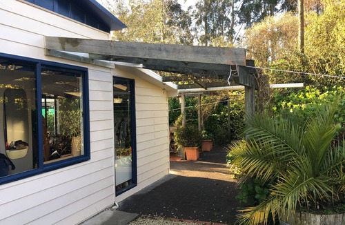 Tikitere House | Great accommodation for Rotorua Biking groups