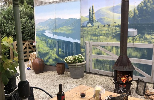 Tikitere House | Great accommodation for Rotorua Biking groups