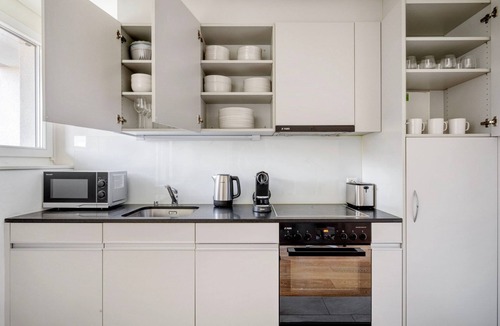 Affoltern am Albis Apartment | Great Affoltern am Albis 2BR w/Storage Area, nr Shops, by Blueground