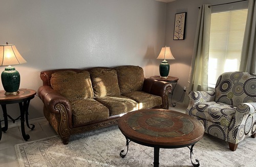 Lubbock House | Great air conditioned 3-bedroom, 2bath house < 2mi from TTU!