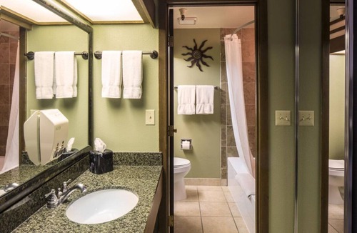 Wahweap Resort | Great Amenities! 3 Convenient Units, Pool, Free Parking!