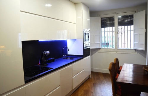 Encarnacion-Regina Apartment | GREAT APARTMENT IN CASCO ANTIGUO