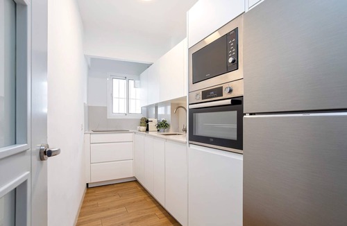 El Arenal Apartment | Great Apartment in the Vibrant El Arenal Quarter. Velarde